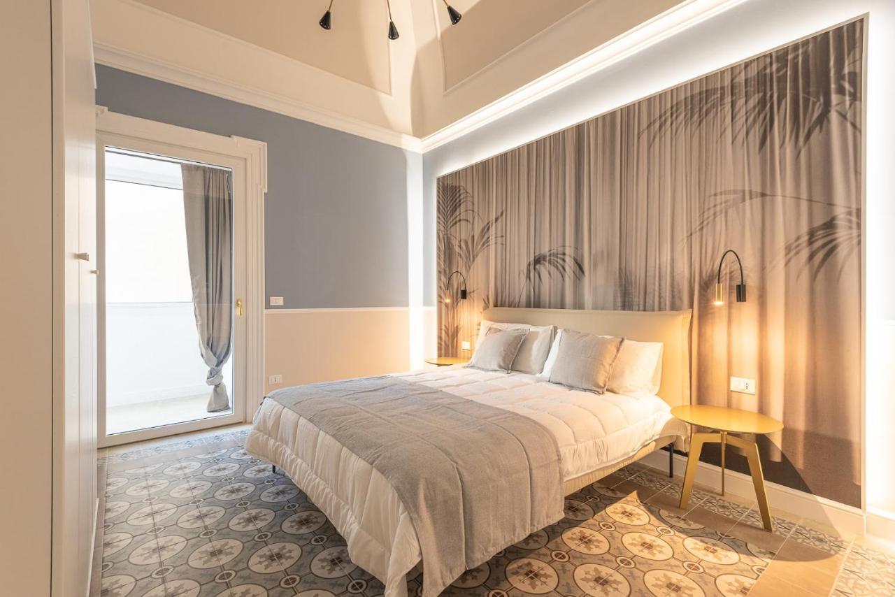 Nitti43 Luxury Apartment Taranto Dış mekan fotoğraf