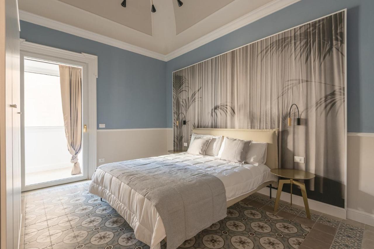 Nitti43 Luxury Apartment Taranto Dış mekan fotoğraf