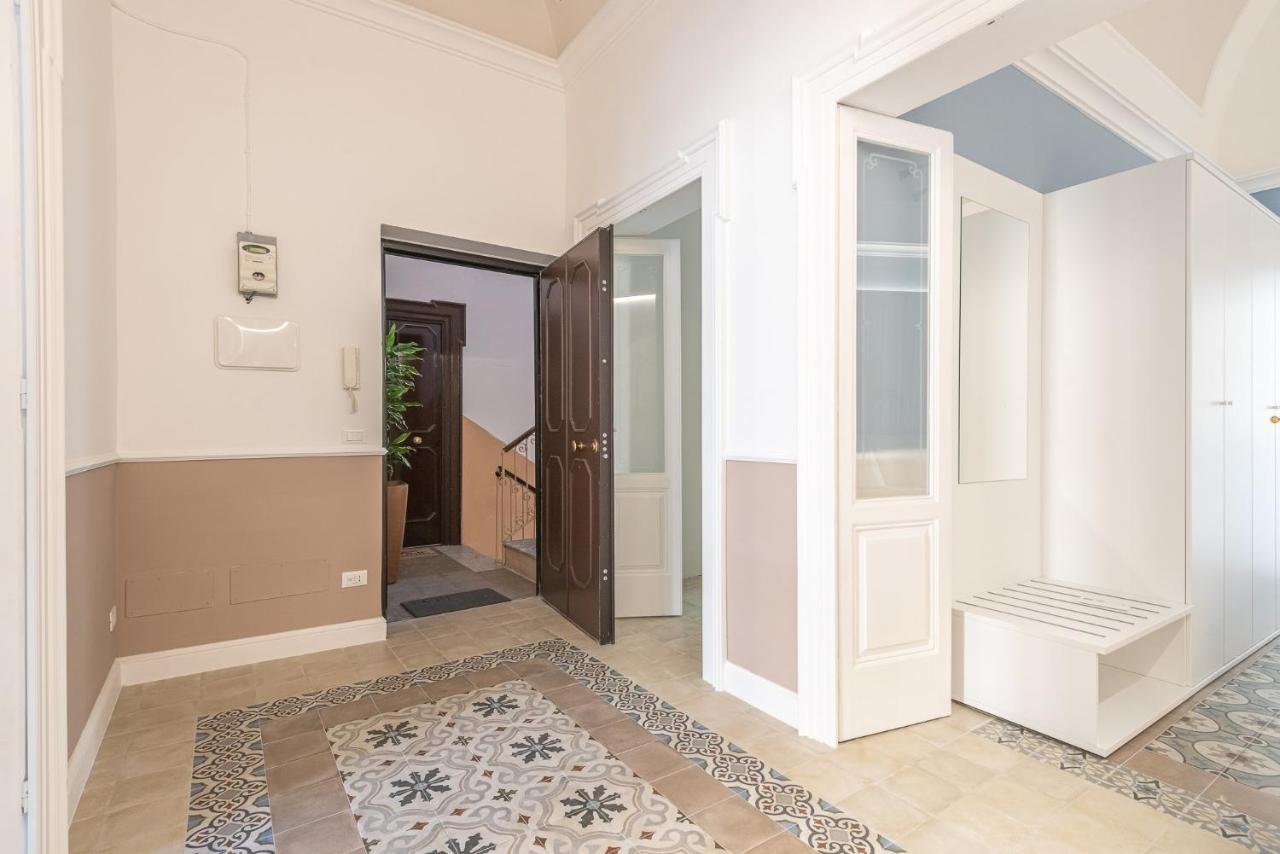 Nitti43 Luxury Apartment Taranto Dış mekan fotoğraf
