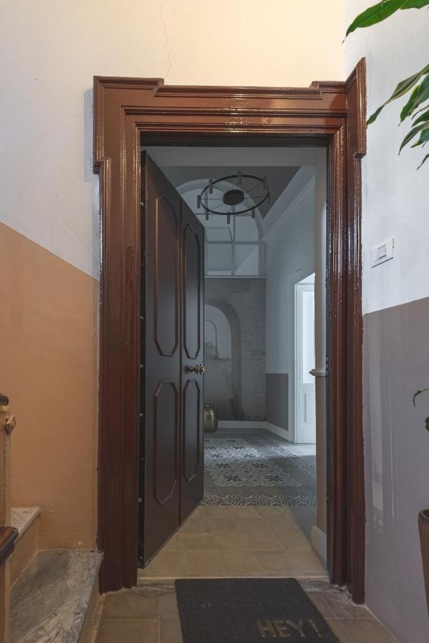 Nitti43 Luxury Apartment Taranto Dış mekan fotoğraf