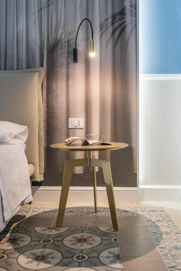 Nitti43 Luxury Apartment Taranto Dış mekan fotoğraf